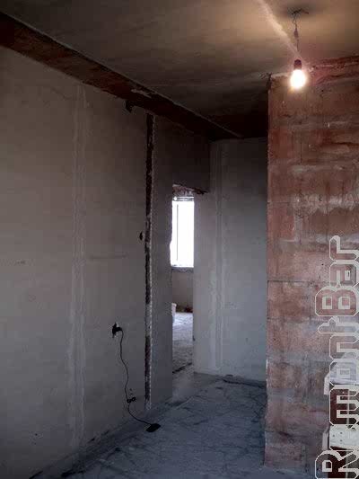 оштукатуриваем стены под маяк