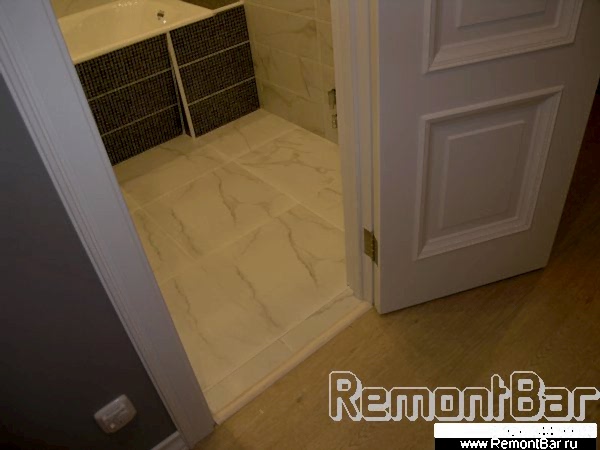 Порожек ванной комнаты - полностью аналогичен порожку в туалете (см. выше)