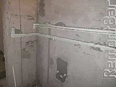 трубы подводки полотенцесушителя расположены правильно