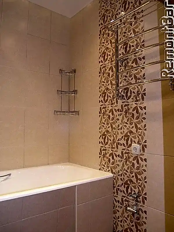 полотенцесушитель в ванной 1,7х1,7 м