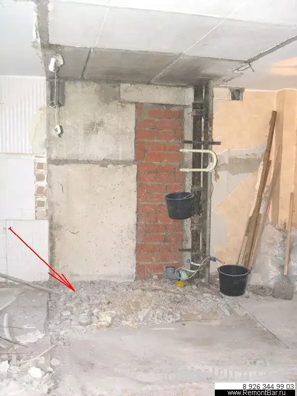 Демонтирована сантехкабина полностью - и стены и поддон. Санузел будет расширен за счет коридора Демонтирована сантехкабина полностью - и стены и поддон. Санузел будет расширен за счет коридора