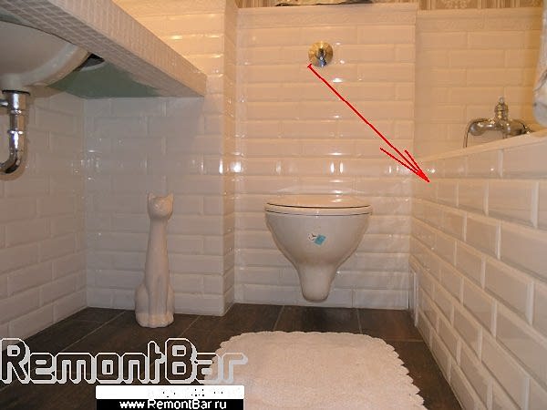 Экран сделан без ниши, что обусловлено размером и способом укладки плитки Экран сделан без ниши, что обусловлено размером и способом укладки плитки